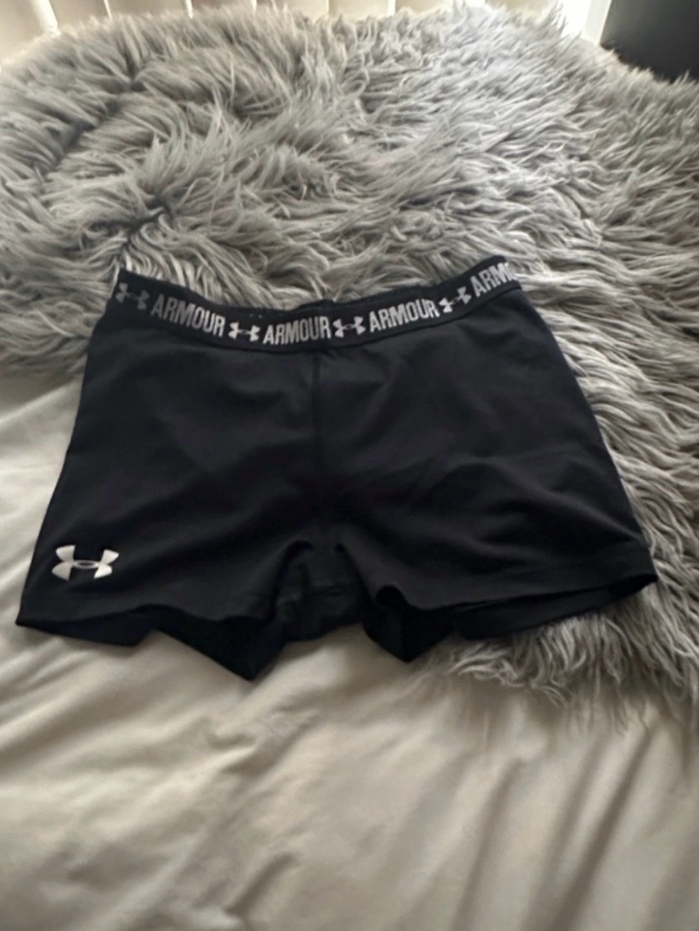 UNDER ARMOUR Women’s Black Athletic Spandex Shorts